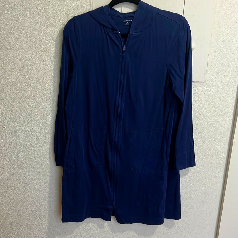 Lands end women’s Navy hooded cover up size M 100% cotton